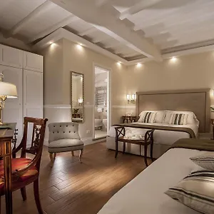 La Residenza Del Sole Al Pantheon Bed and breakfast Roma